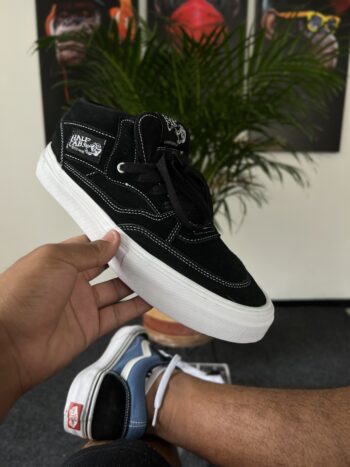 Half cab skate
