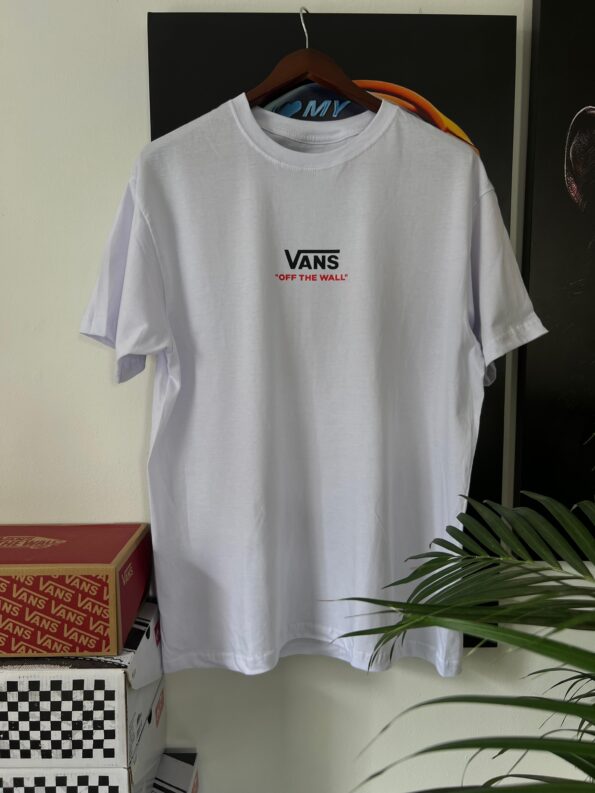 Camiseta vans off the wall