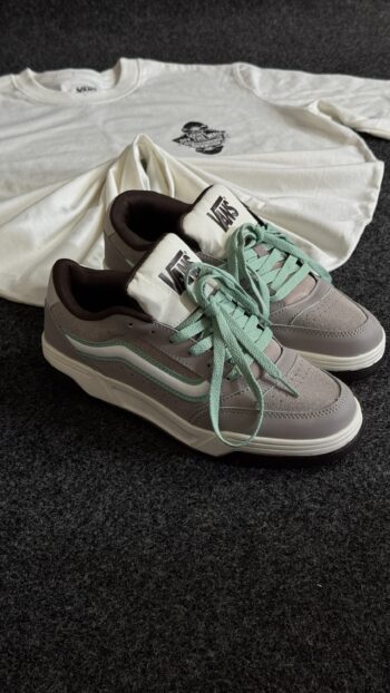 Hylane Grey and Green